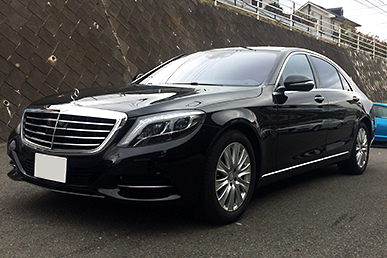 メルセデス・ベンツ S560左（W222）